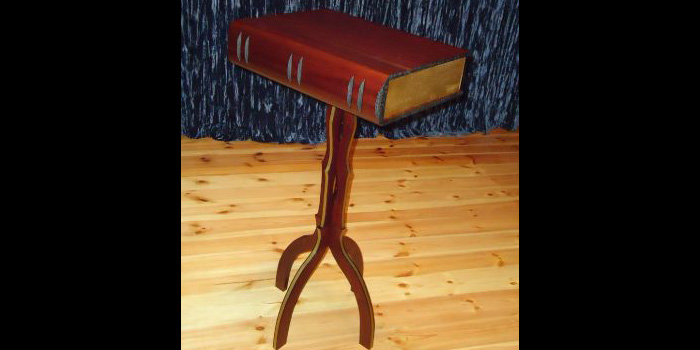 Stolik księga (Book table)	